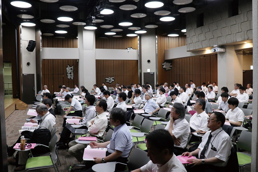 会場の様子